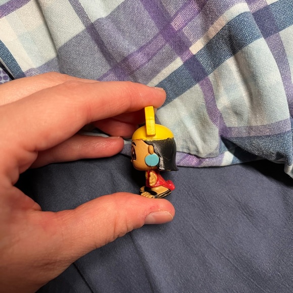 Disney Doorables series 10 Disney 100 Kuzco - Picture 3 of 7
